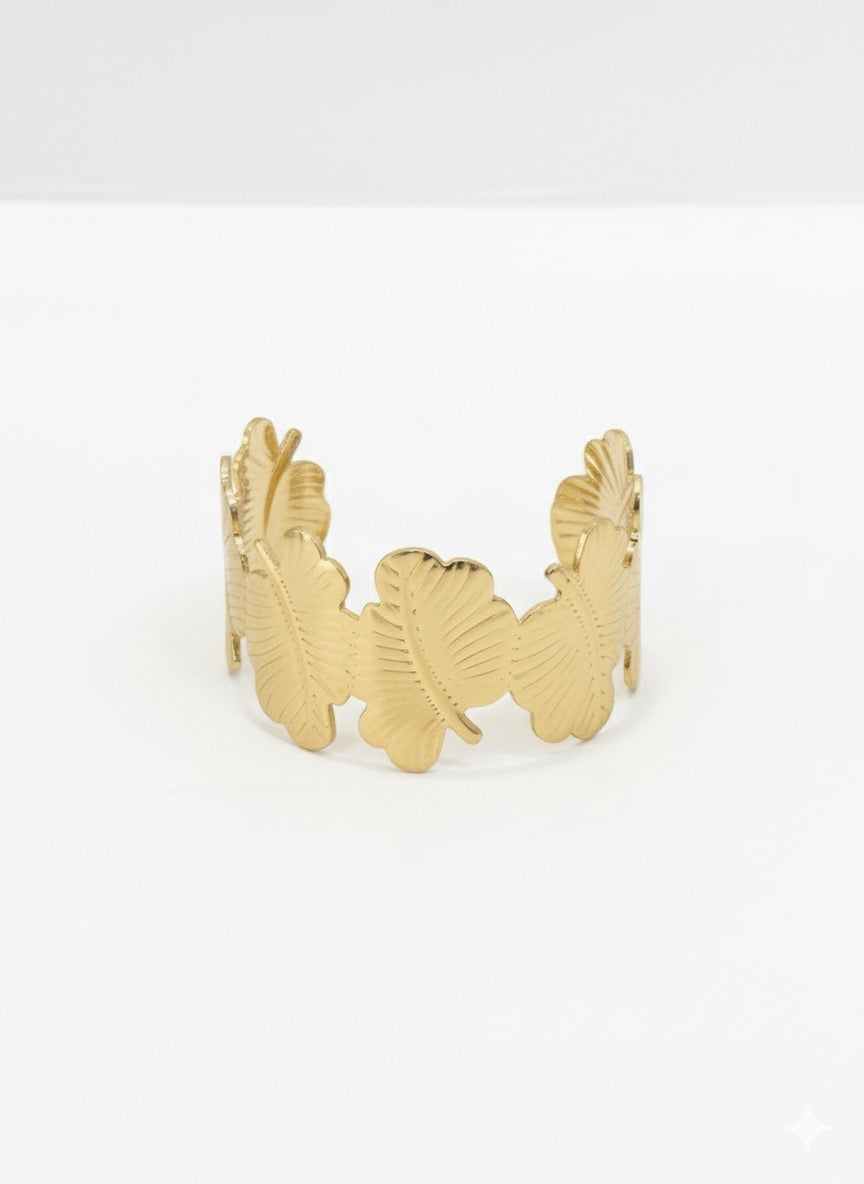 Drizzling Stars-Golden Leaf Whisper Cuff