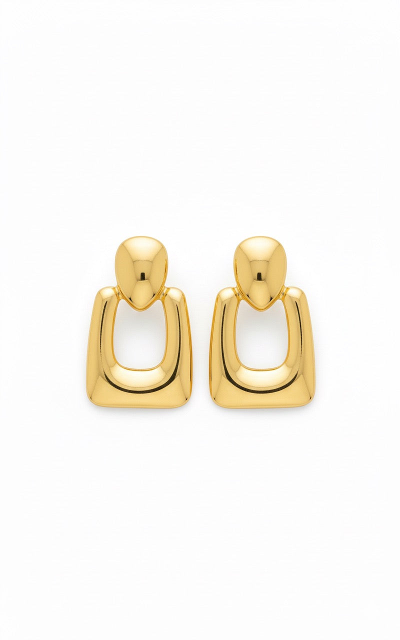 DRIZZLING STARS – Golden Aura Hoops