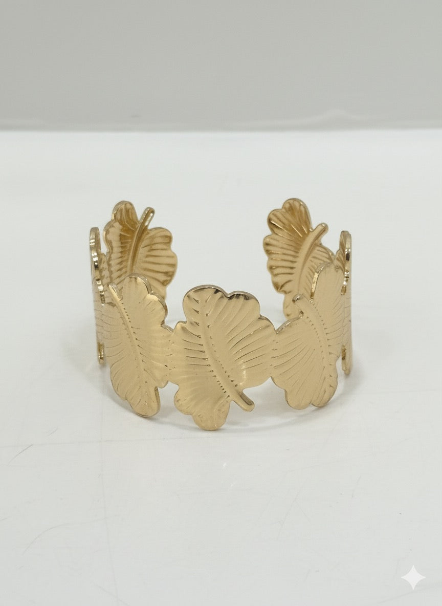 Drizzling Stars-Golden Leaf Whisper Cuff