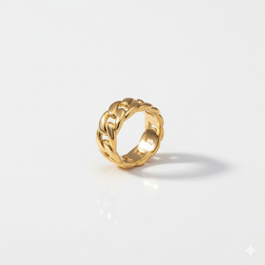 Drizzling Stars Golden Weave Majesty Ring