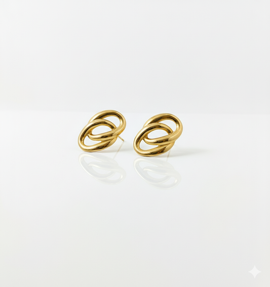 Drizzling Stars –Eternal Loop Luxe Studs