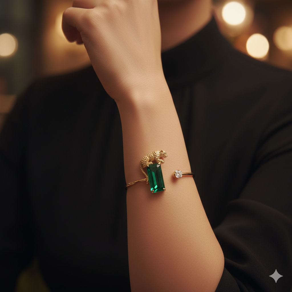 Drizzling Stars The Emerald Panther Cuff Bracelet