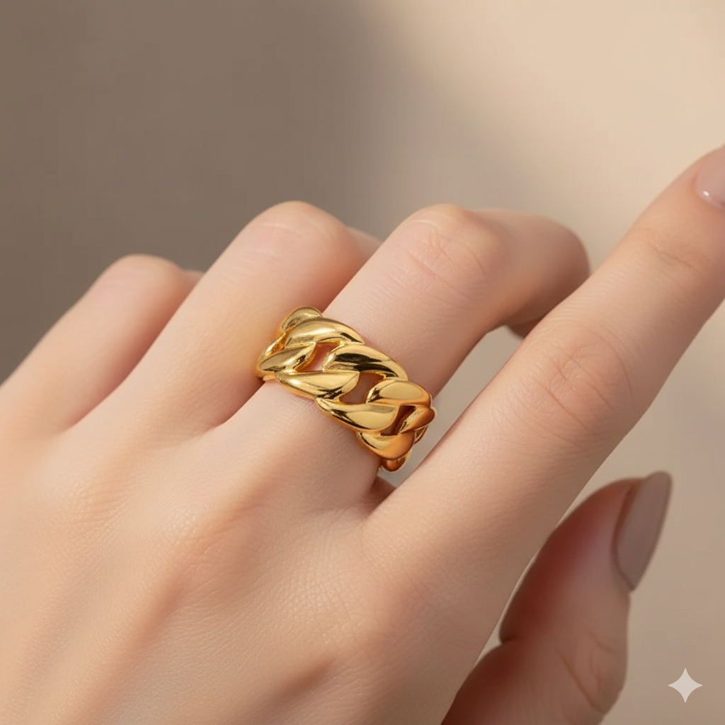 Drizzling Stars Golden Weave Majesty Ring