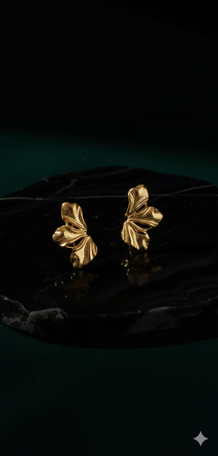 Drizzling Stars Golden Bloom Sculpted Earrings