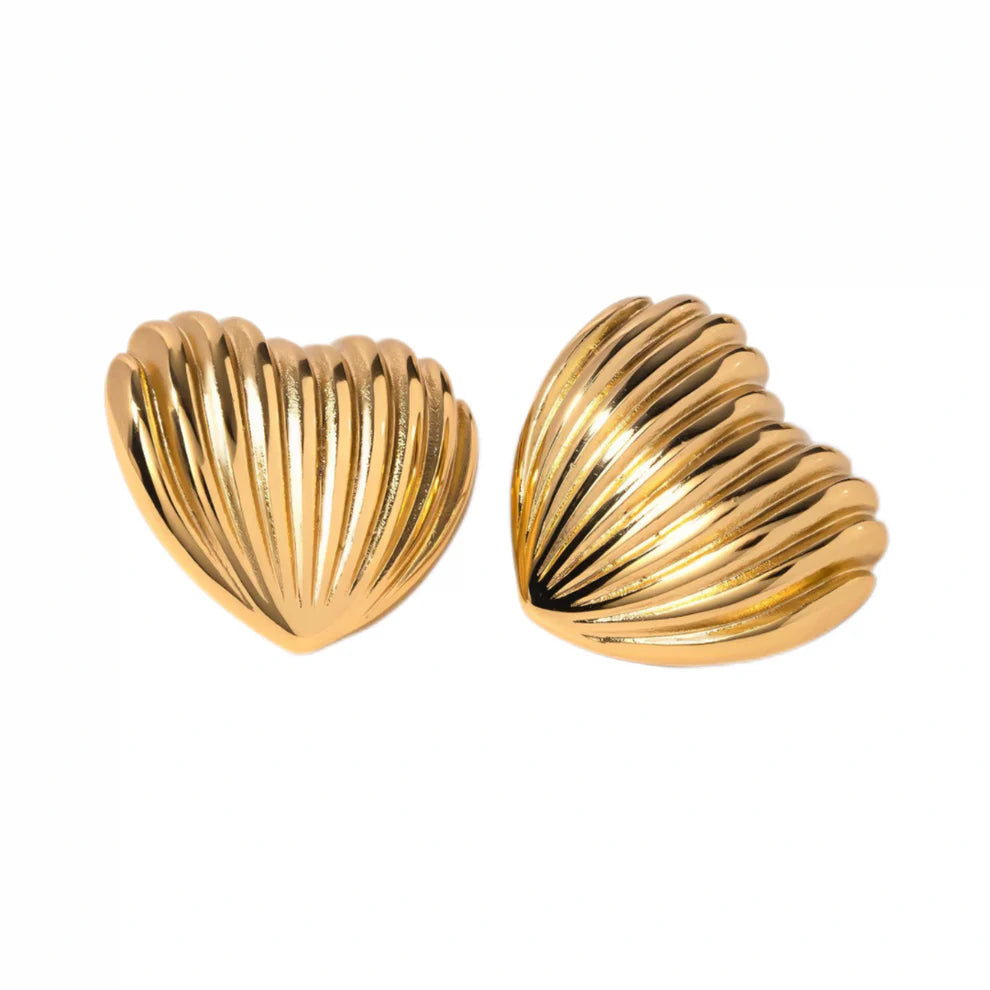 Drizzling Stars-Gilded Seashell Classic Studs