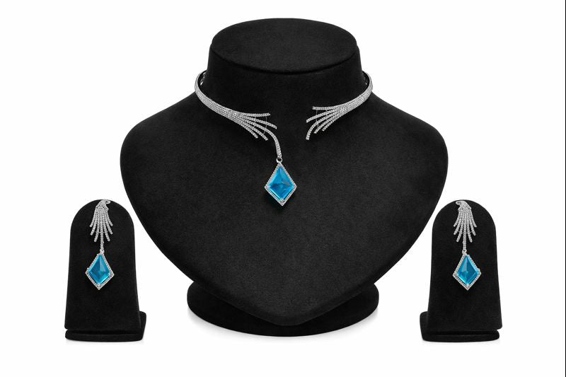 Emerald Grace Diamond-Finish Necklace & Earring Set. DSRJ05