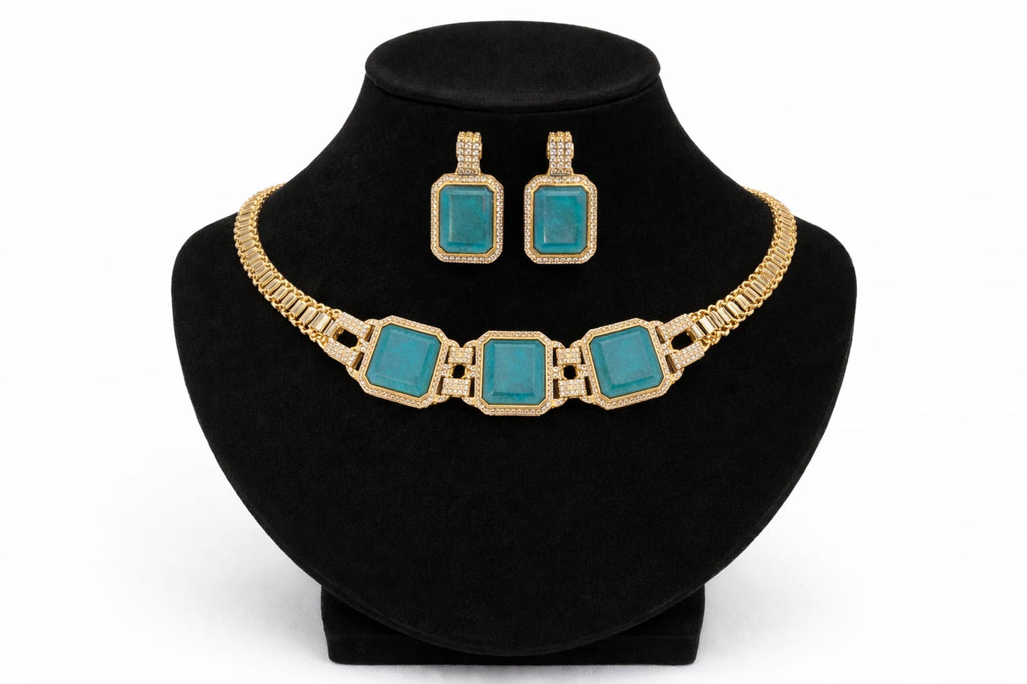 Regal Azure Emerald-Tone Statement Necklace Set DSLC 08