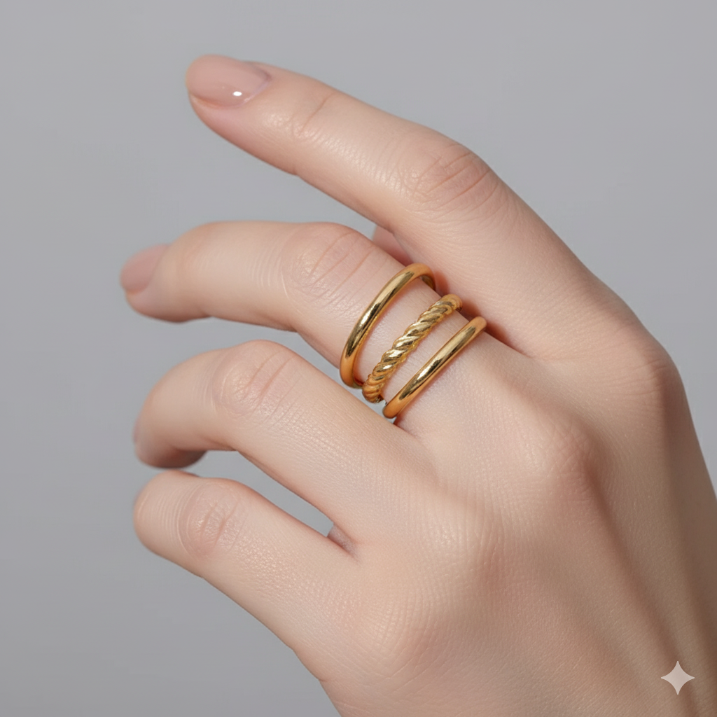 Drizzling Stars  Golden Trio Harmony Ring